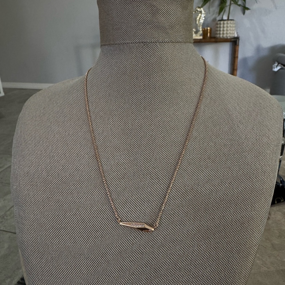 Kendra Scott Tabitha, Crystal dagger pendant necklace